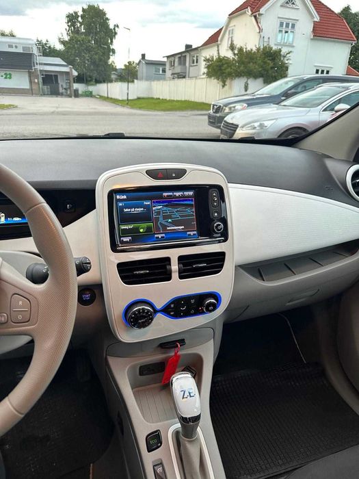 Renault Zoe 40 кВт без ДТП, два ключі, два комплекти коліс з дисками