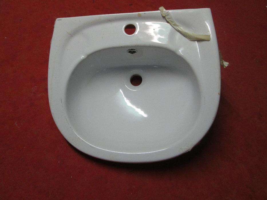 Louças novas para venda