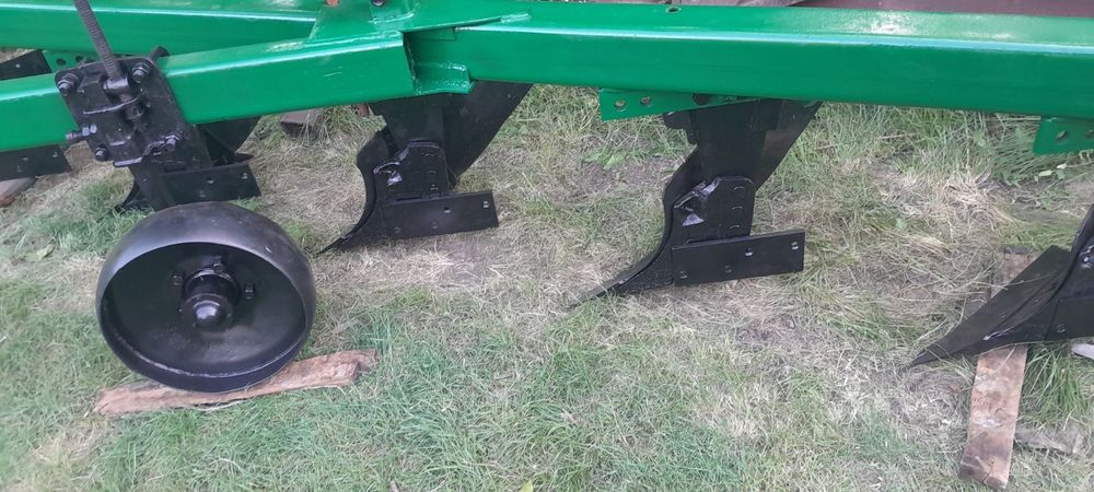 Плуг ПЛН 5-35 після реставрації