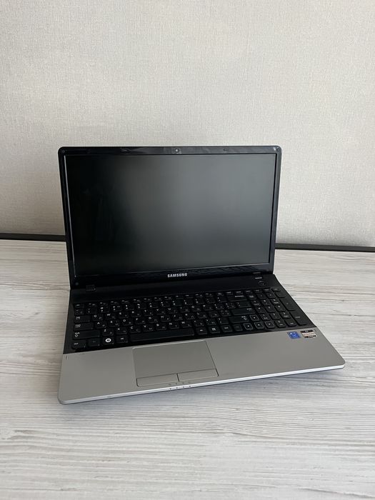 Ноутбук Samsung 15.6” | Робочий | 500 ГБ | Windows 10