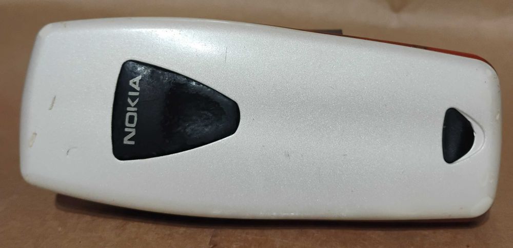 NOKIA 3510 i RH-9 + ładowarka bez simlock nowa bateria