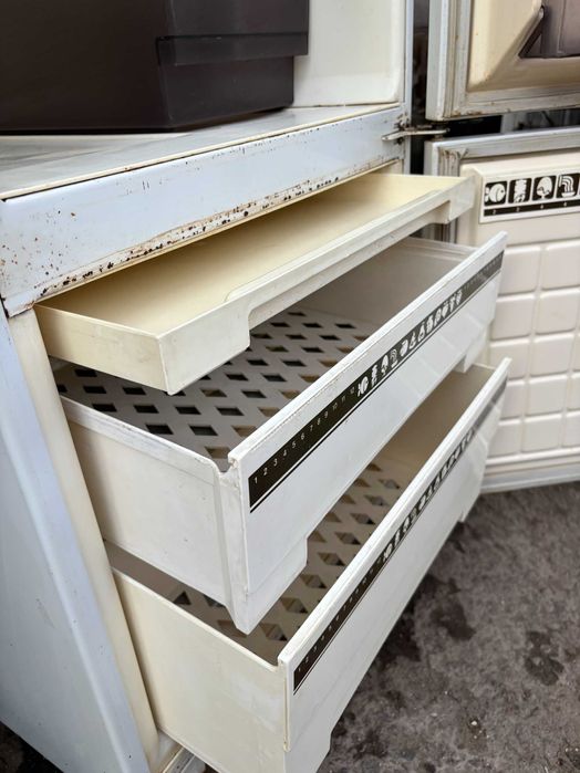 Холодильник двухкамерный КАЧЕСТВО .