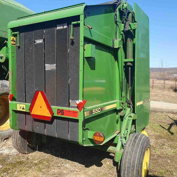 продам рулонний прес підбирач джон дир 550