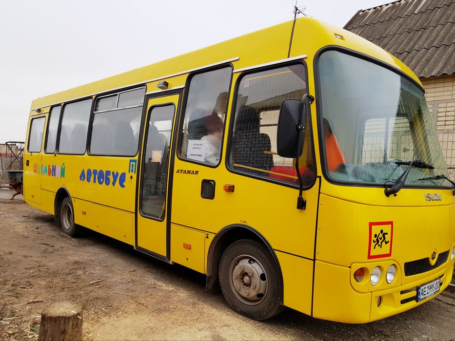 Просторий 2-поверховий котедж 214 м²  біля Кривого Рогу