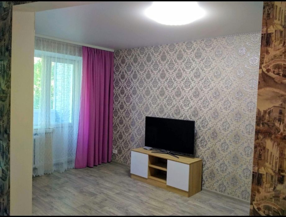 Квартири подобово, погодинно 1-2-3 кімнаті квартири в центрі. Звітні д