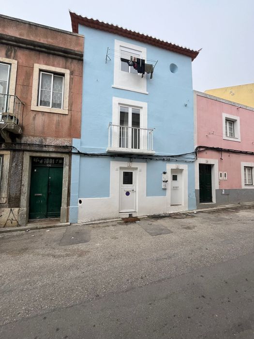 T0 Almada Totalmente Remodelado