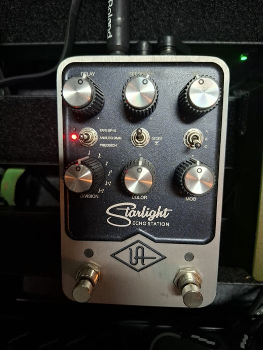 Pedal UAFX Starlight Echo Station