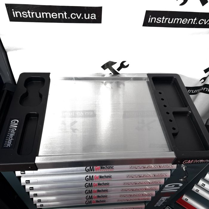 Візок інструментальний 7 полиць з боковою шафою GutMeister Німецька як