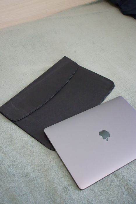 MacBook Pro 13, 2020, Apple M1, 8GB RAM