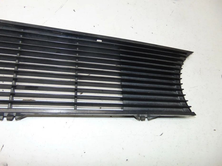VW Golf MK1 Grelha " nova de stock antigo