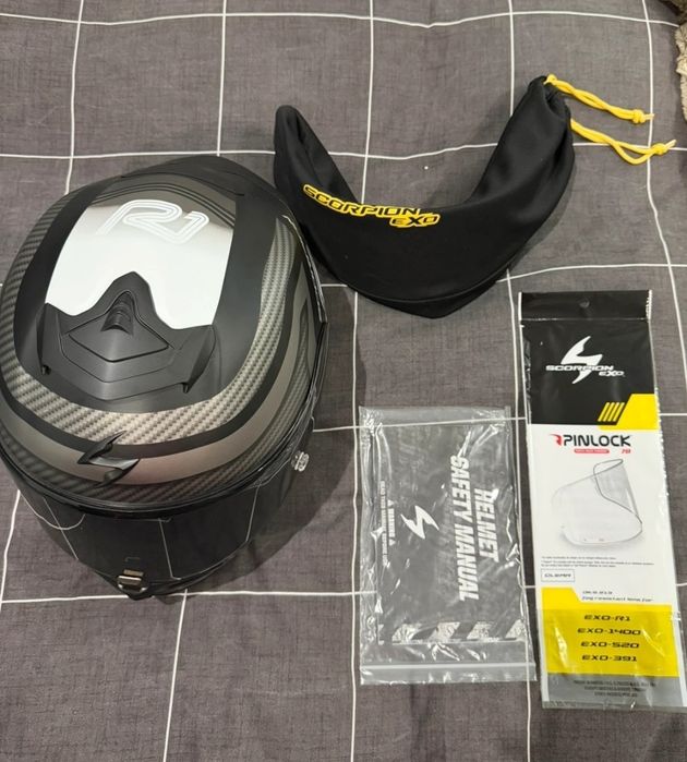 Capacete Scorpion exo r1
