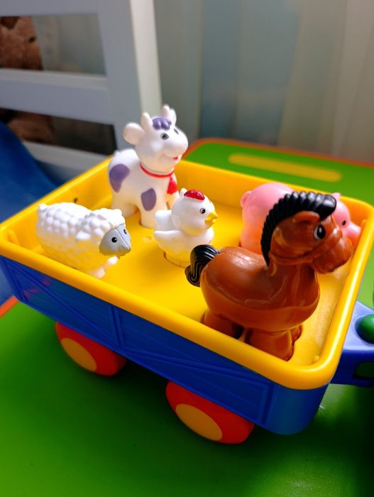 Трактор фермера з трейлером і тваринками музична іграшка Kiddieland