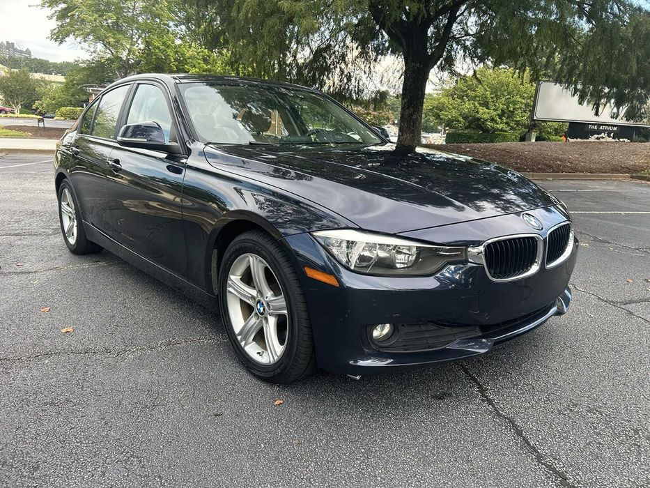 BMW 3 Series 320i      2015