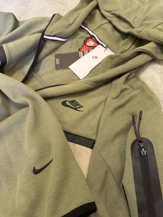 Продам Спортивний Костюм