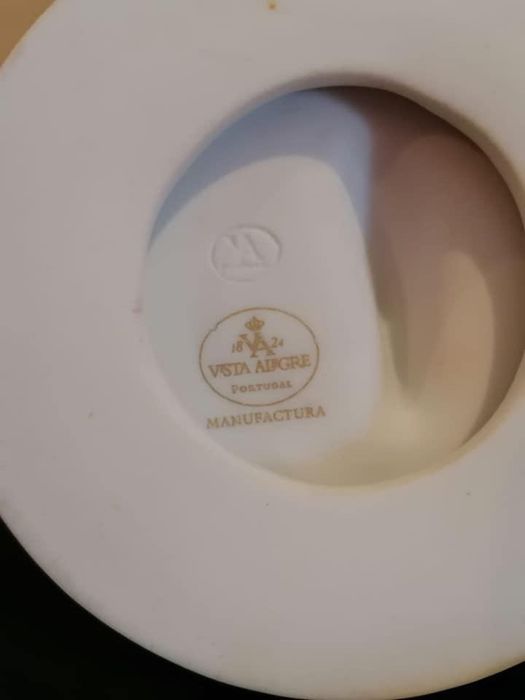 Escultura em Biscuit - Santo Antonio Trajes Regionais, Vista Alegre