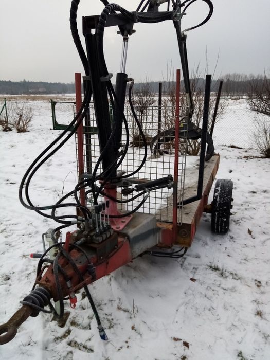 Przyczepa do drzewa z HDS