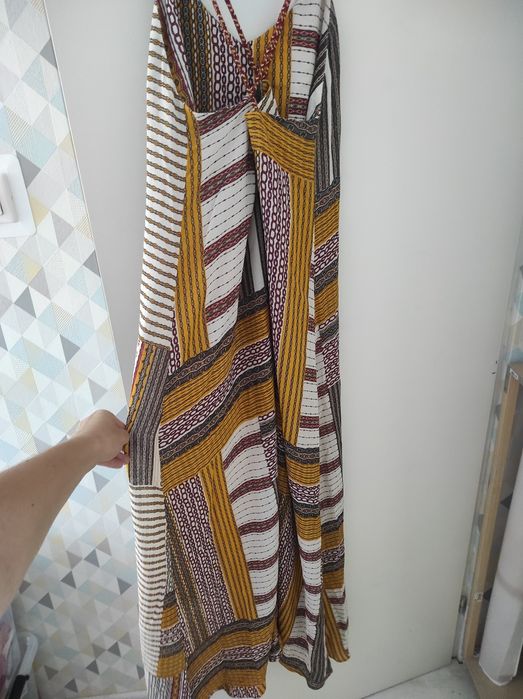 Maxi sukienka Reserved S Boho wzorzysta na ramiączkach