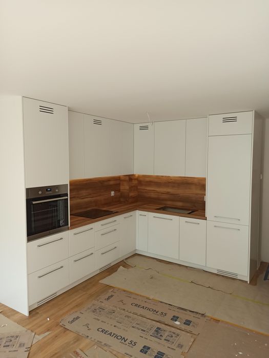 Meble na zamówienie KUCHNIE SZAFY ZABUDOWY