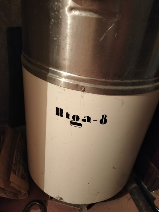 Продам б/у стиральную машину