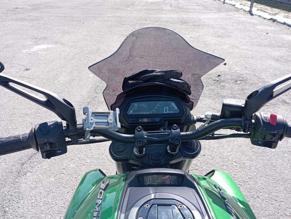 мотоцикл Bajaj Dominar D400 2020