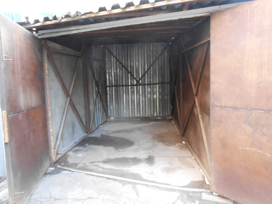 Сдаём в аренду гараж под складское помещение.