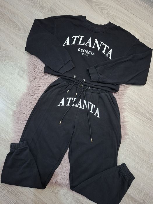 Komplet dresowy Bershka