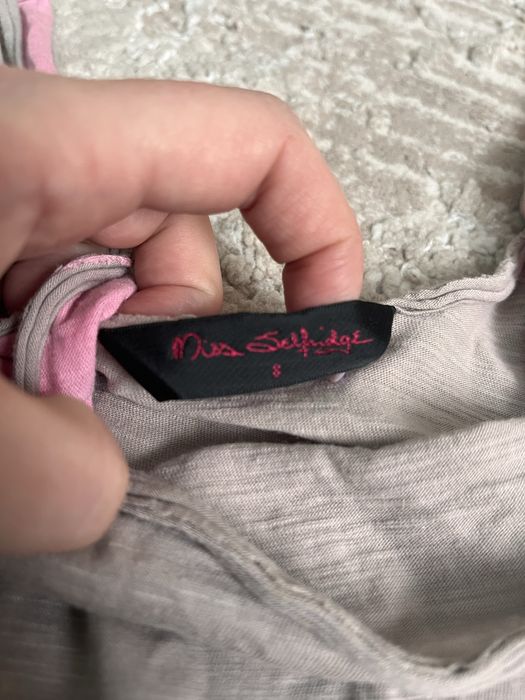 Подарую жіночий одяг