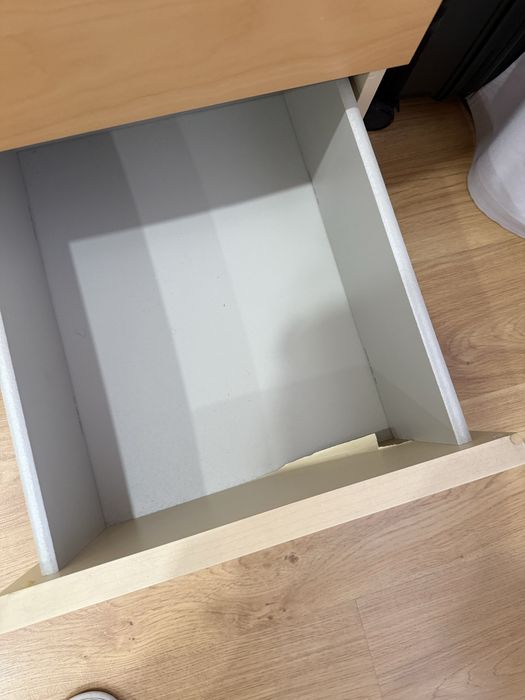 Cómoda alta MALM IKEA