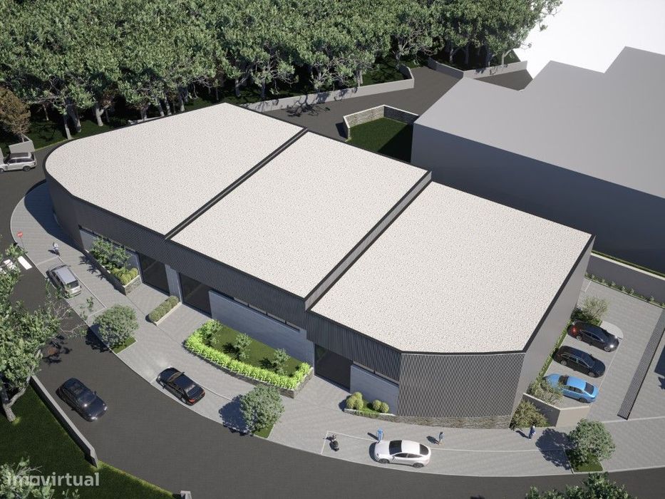Vende-se terreno industrial com projecto para 4 armazéns.