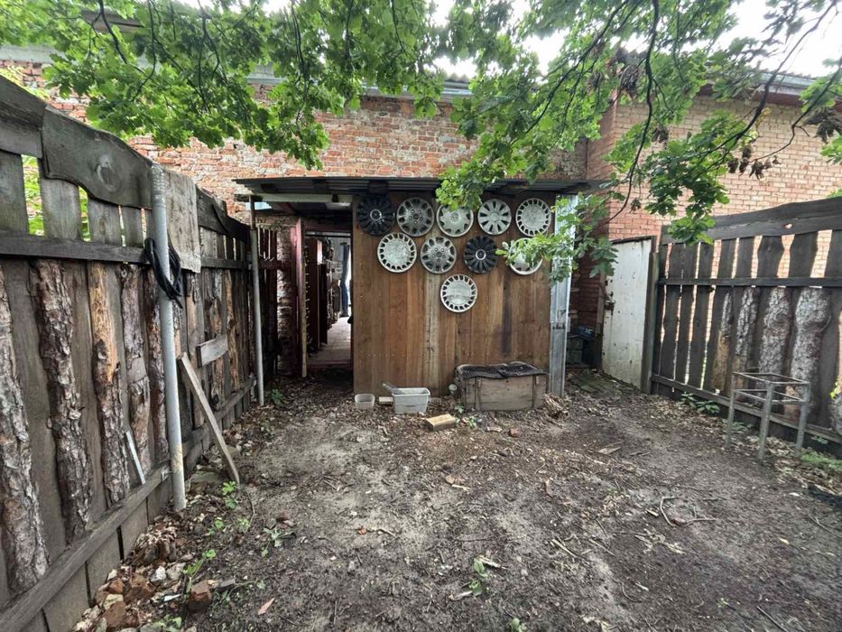 Гараж в кооперативі «зарічний» Г.Крут
