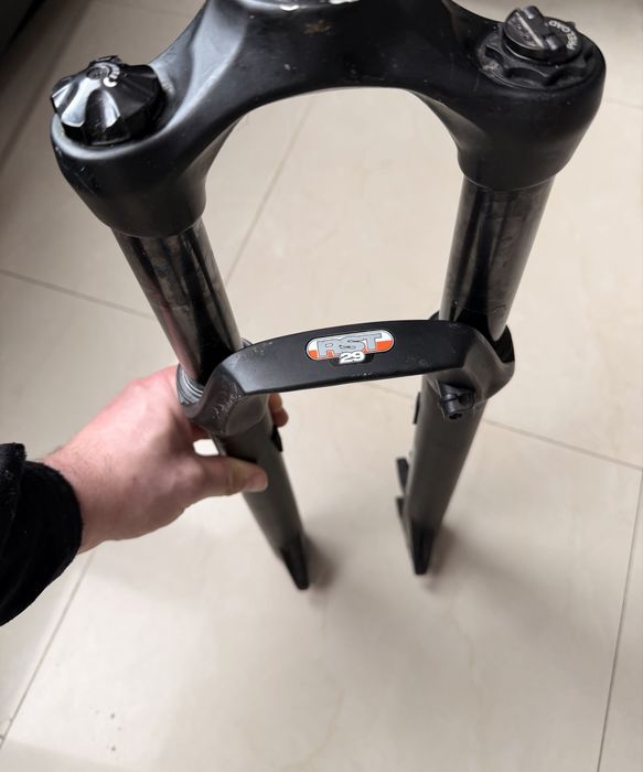 Amortyzator RST Omega ML 29"