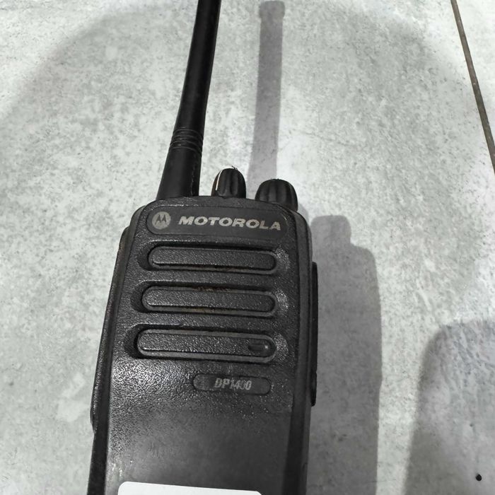 Krótkofalówka Motorola DP1400 + Stacja Ładująca+ Bateria | Używane |