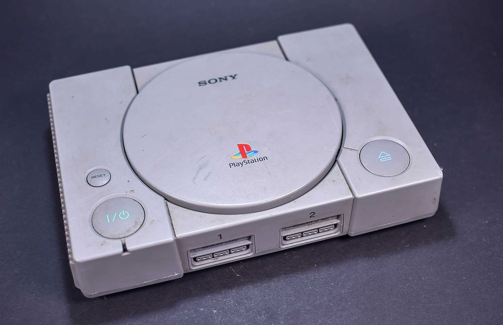 Konsola Sony Playstation 1 SCPH-9002 (NR. K0003)
