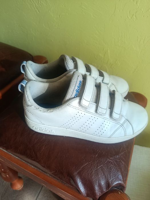 Кросівки adidas, розмір 35