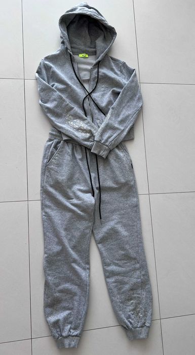 Прогулочный костюм ( спортивный костюм) twin set