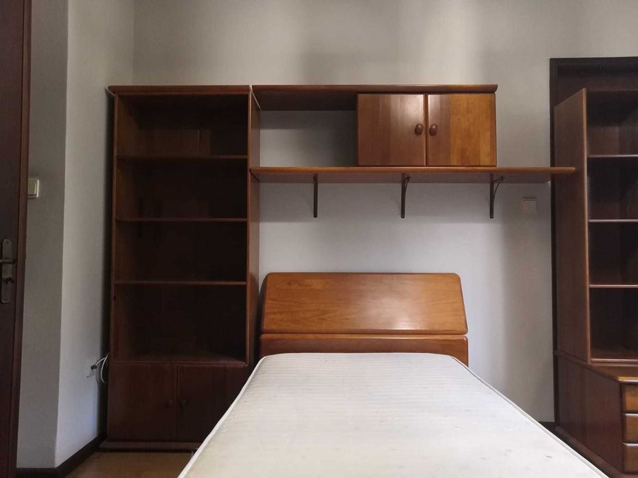 Mobília de Quarto de solteiro jovem