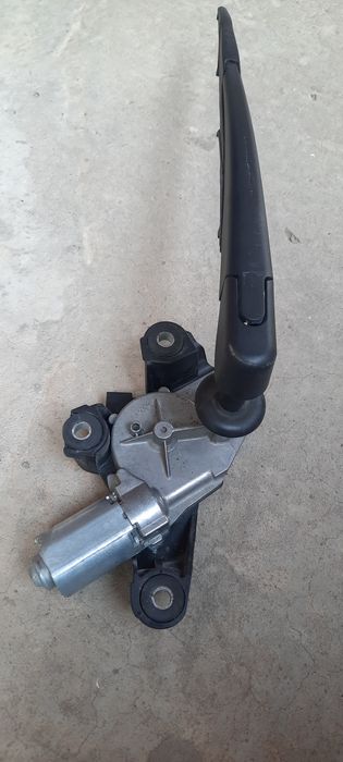 Моторчик   дворников на Renault Kangoo