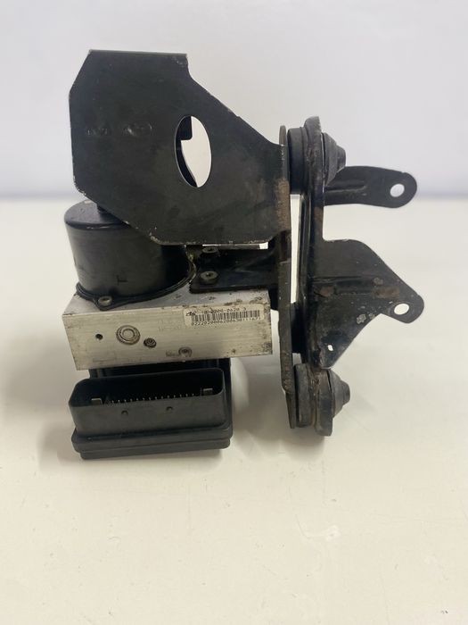 Mercedes ML ML-Klasa pompa sterownik moduł  ABS