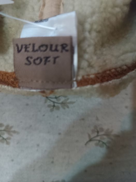 Ciepła Czapka Zimowa Bucket Hat – Styl Retro / Sherpa / Karmelowa