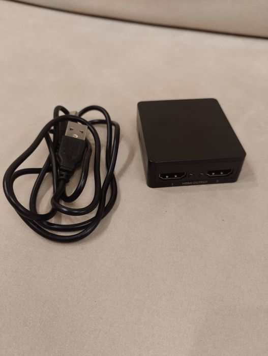 HDMI сплітер з передачею на 2 канали та підтримкою 4К роздільної здат.