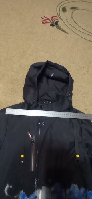Продам куртку весна-осінь
