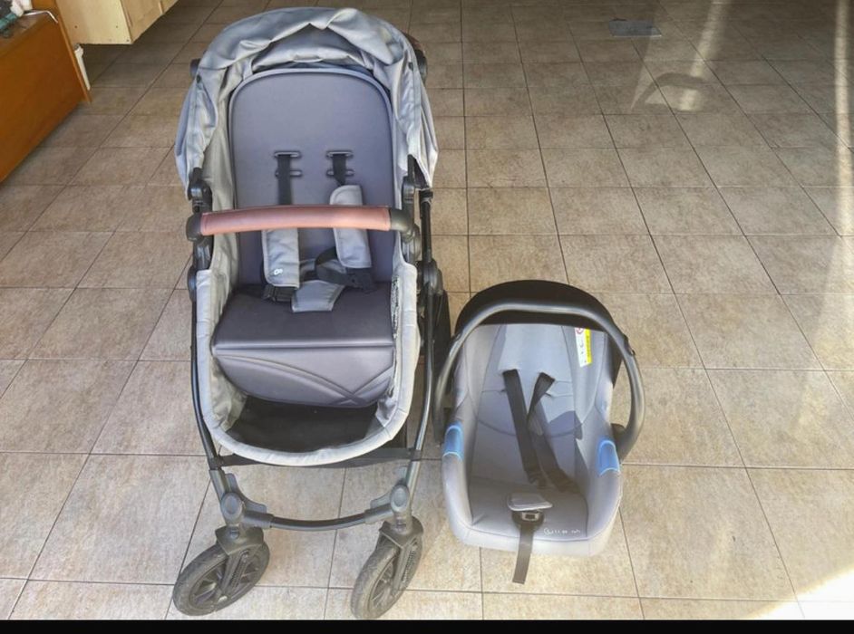 Carrinho de bebé MOOV GREY 3 em 1