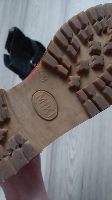 Czerwone buty damskie 38