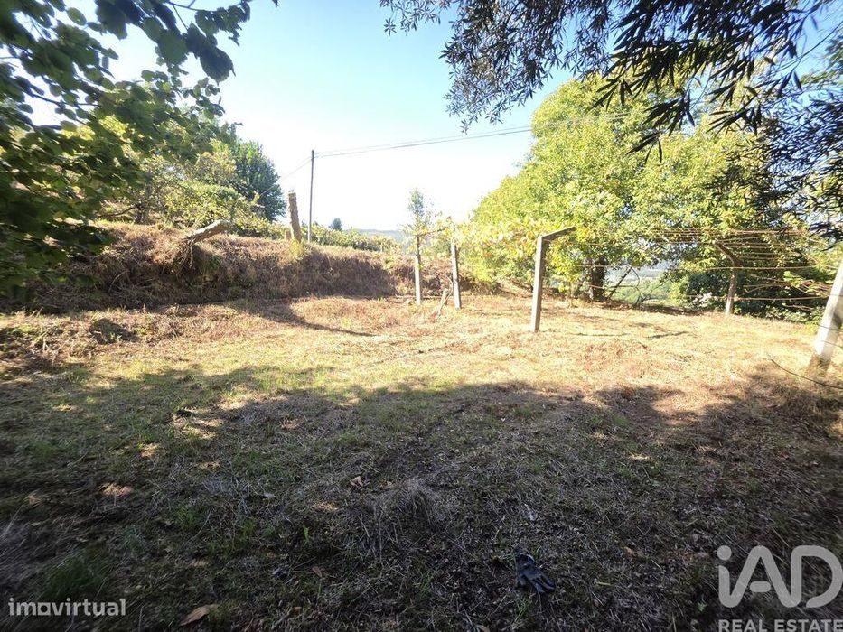 Casa de Campo T2 em Covas de 192 m2