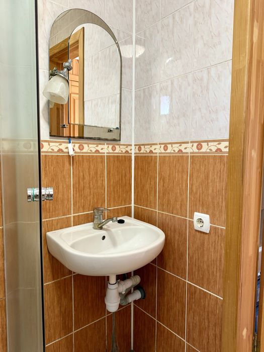 Здається будинок в тихому районі міста