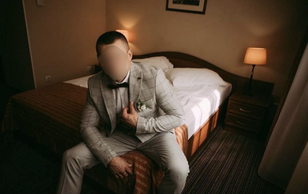 Чоловічий костюм преміум-класу