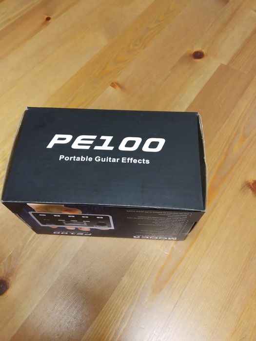 Processador de efeitos MOOER PE 100