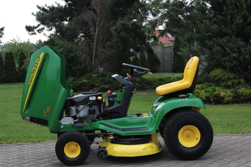 John deere LT 180 V2 kawasakiTraktorek kosiarka