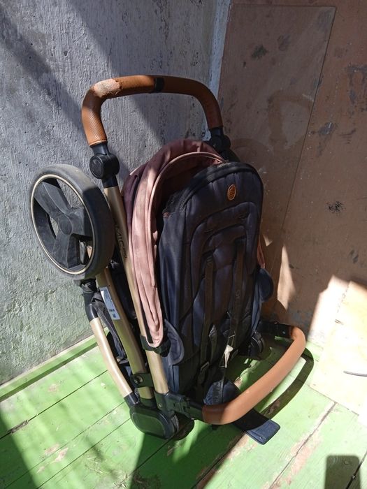 Коляска прогулочная Carello