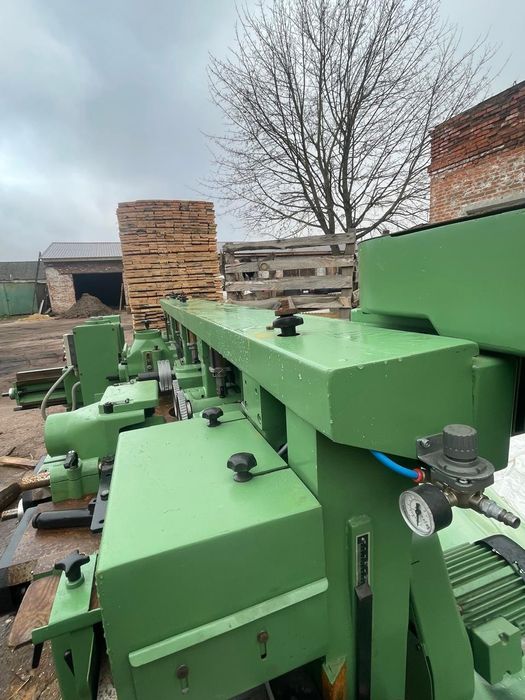 Чотирьох сторонній станок для деревообробки